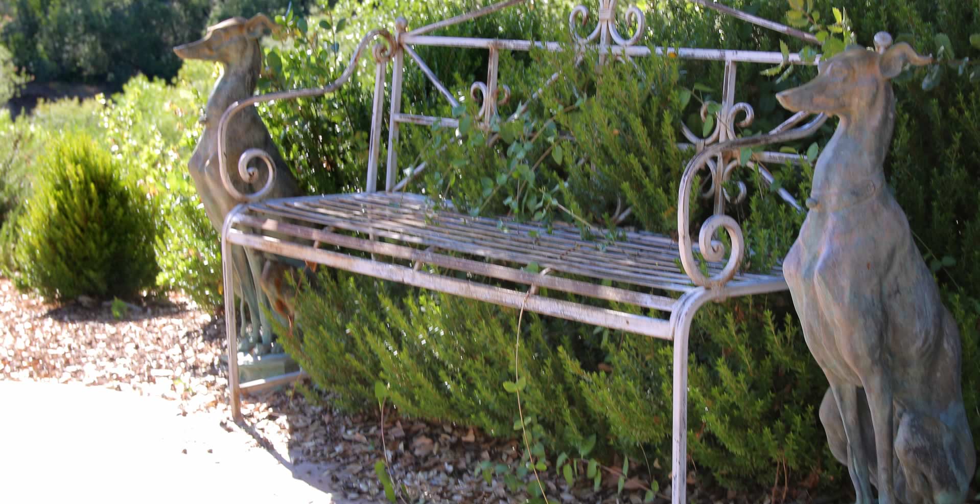 Bella Vista Inn garden bench